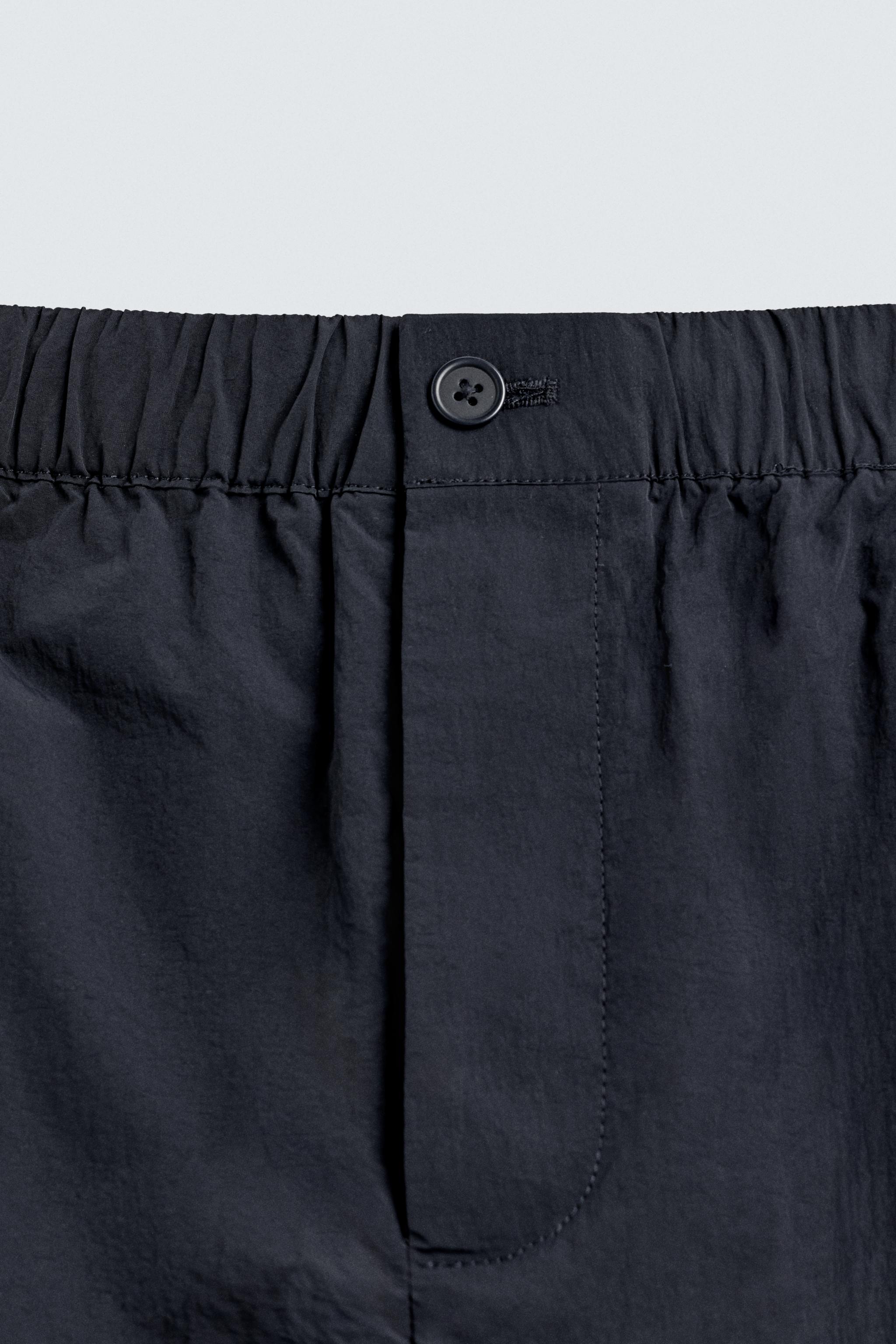 TECHNICAL SHORT SHORTS